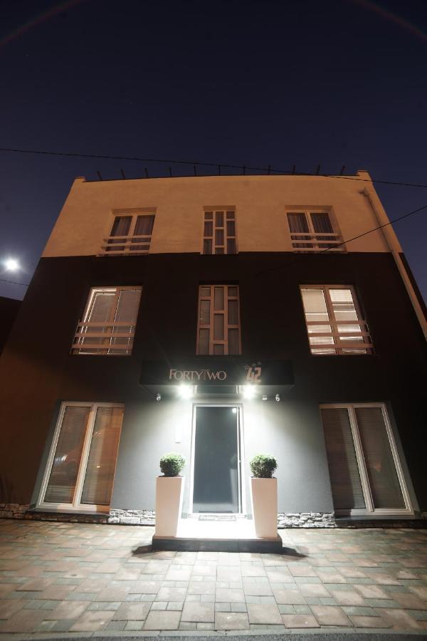 Forty Two Block Zagreb Ngoại thất bức ảnh